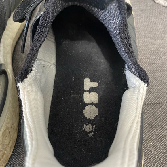 Adidas Oreo UltraBoost - Picture 7 of 8